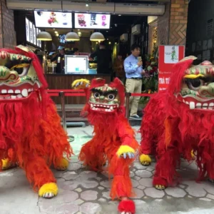 Lân Mẫu Xuất Lân Nhi