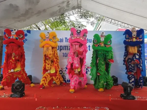 Ngũ Phúc Lâm Môn