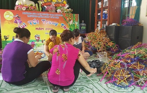 Sự chuẩn bị kĩ lưỡng cho ngày rằm tháng tám