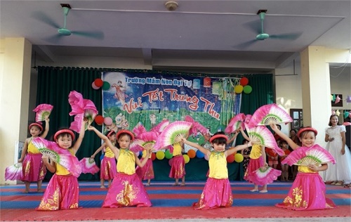 các chương trình văn nghệ trung thu