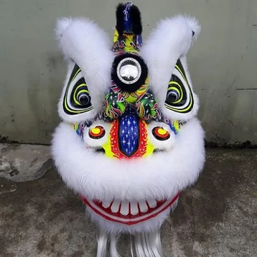Đầu lân màu trắng đẹp