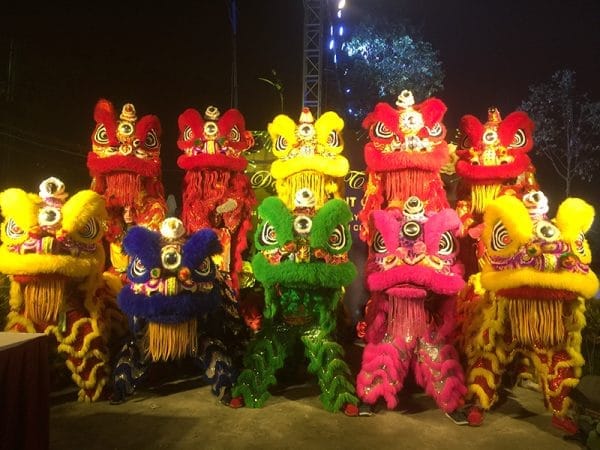 thuê múa lân tại hà nội