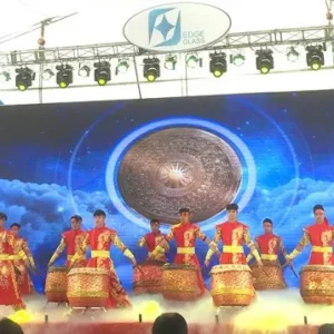 Nhị Thập Nam Nhi