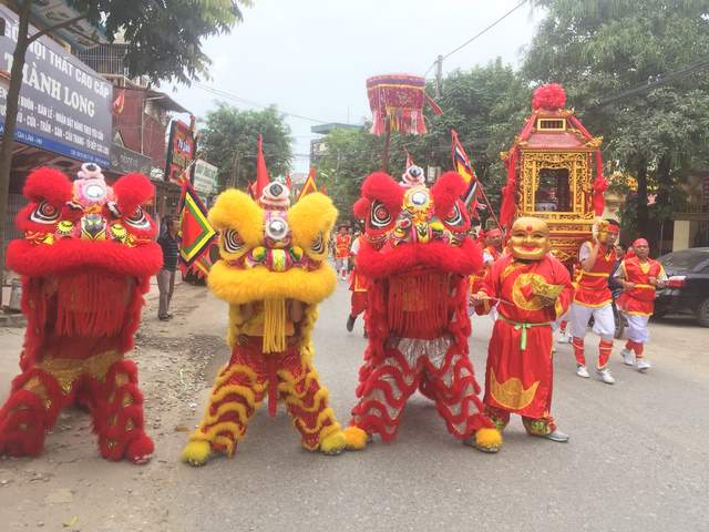 thue-mua-lan-le-hoi