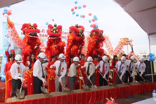 khanh-thanh Múa lân sư rồng trong ngày động thổ