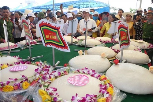 lễ hôi bánh trưng bánh giày