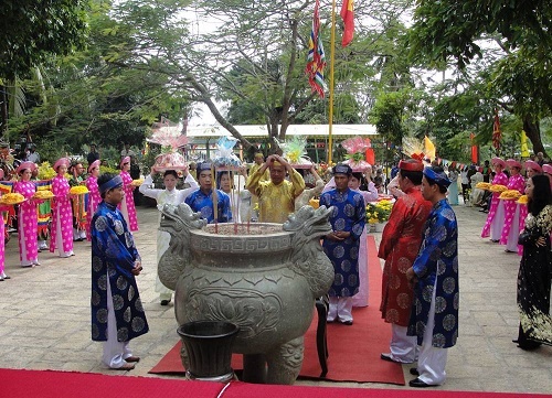 hội lễ vía bà phi yến