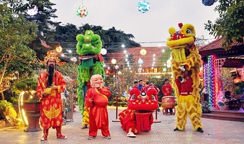 Múa lân ông địa thần tài