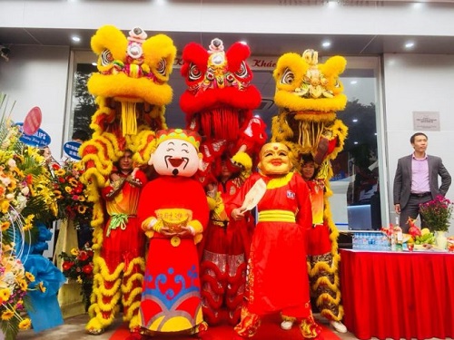 múa lân thần tài