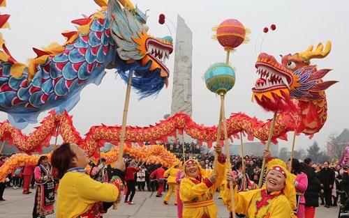 mua-rong-ngay-tet Hân hoan múa rồng trong ngày tết nguyên đán