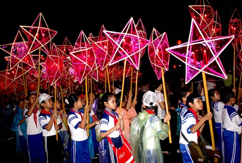 rước đèn trung thu