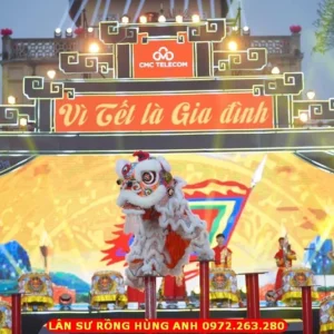 image thuemualanhanoi 106 gUkG múa lân mai hoa thung,thuê múa lân mai hoa thung,múa lân lễ hội,múa lân khai trương,thuê múa lân lễ hội