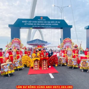 Lục Trống Tài Lộc 21 image thuemualanhanoi 340 L0Ih trống hội khai trương,biểu diễn trống hội,múa trống hội,trống hội hà nội,thuê trống hội