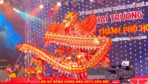 Thiên Long Giáng Trần 34 image thuemualanhanoi 349 AIXX Biểu diễn múa rồng,Múa rồng nghệ thuật,Múa rồng khai trương,Múa rồng lễ hội,Đội múa rồng Hà Nội