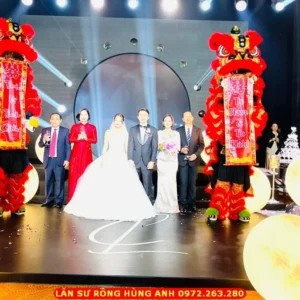 MÚA LÂN ĐÁM CƯỚI 25 image thuemualanhanoi 514 YG4u múa Lân đám cưới,múa Lân ăn hỏi,dịch vụ múa Lân đám cưới,cho thuê múa Lân ăn hỏi,múa Lân Sư Rồng Hà Nội,múa Lân rước dâu,múa Lân chúc phúc