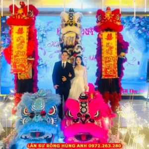 MÚA LÂN ĐÁM CƯỚI 19 image thuemualanhanoi 751 MR51 múa Lân đám cưới,múa Lân ăn hỏi,dịch vụ múa Lân đám cưới,cho thuê múa Lân ăn hỏi,múa Lân Sư Rồng Hà Nội,múa Lân rước dâu,múa Lân chúc phúc