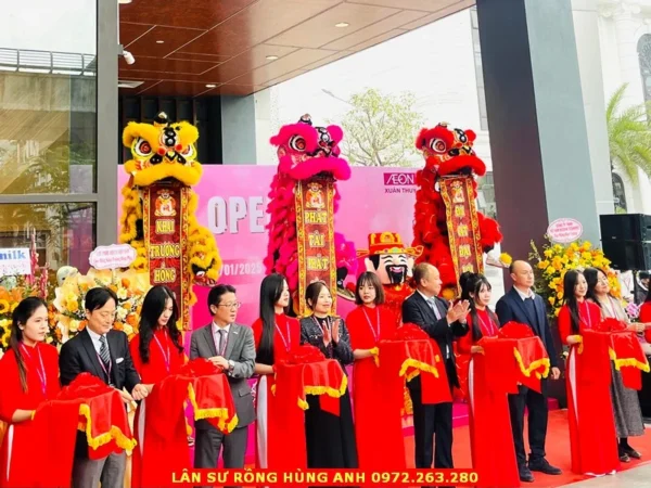 Tam Lân Du Hành - Ảnh 2