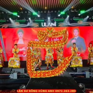 Thiên Long Giáng Trần 26 image thuemualanhanoi 927 011r Biểu diễn múa rồng,Múa rồng nghệ thuật,Múa rồng khai trương,Múa rồng lễ hội,Đội múa rồng Hà Nội
